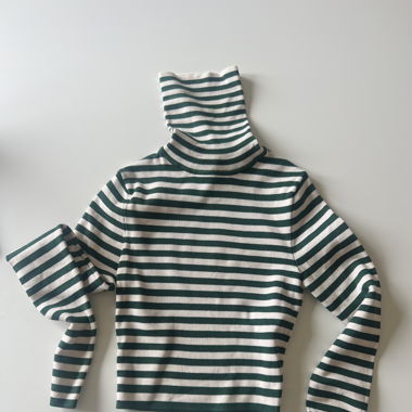 striped strickpulli