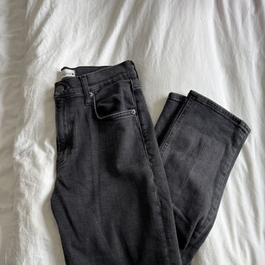 Schöne schwarze Hose