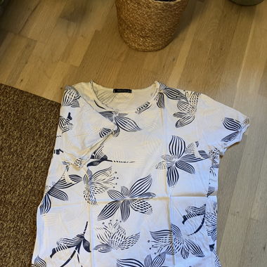 T-SHIRT - white/blue