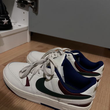 Nike Airforce mit verschiedenen Farben