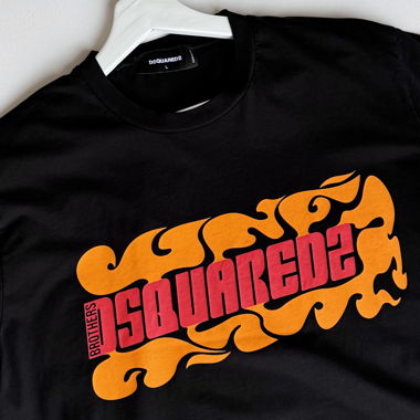 T-Shirt Dsquared2 con Logo Fiamma