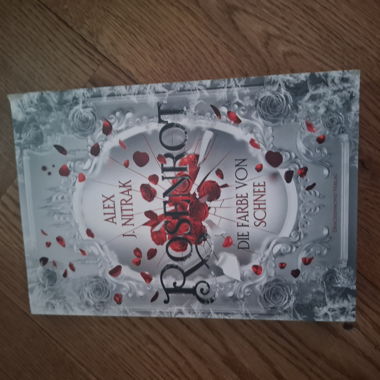 Rosenrot Die farbe von Schnee