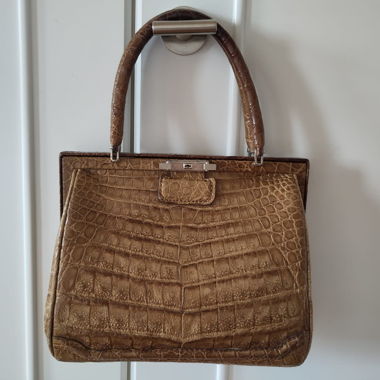 Braune Krokoleder-Handtasche