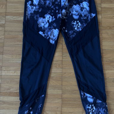 Even&Odd Active Sportleggings Blumenmuster L