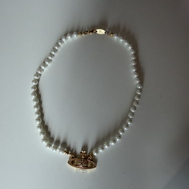Collier de perles avec pendentif