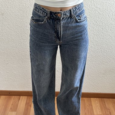 Weite High-Waist-Jeans in Dunkelblau