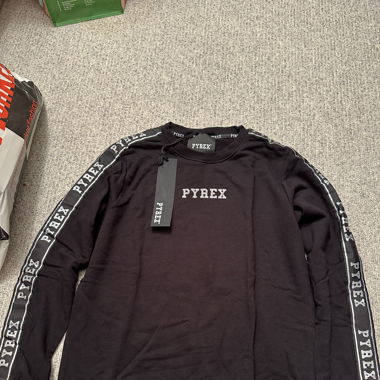 PYREX Pullover 