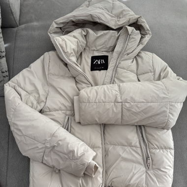Zara veste