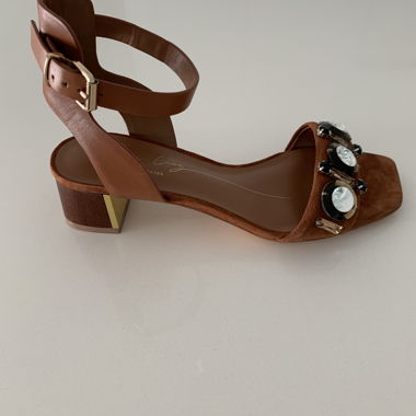 LOLA CRUZ new leather sandals 36