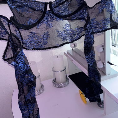 Reggiseno bustier in pizzo nero e blu