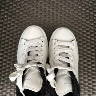 Alexander McQueen Sneaker