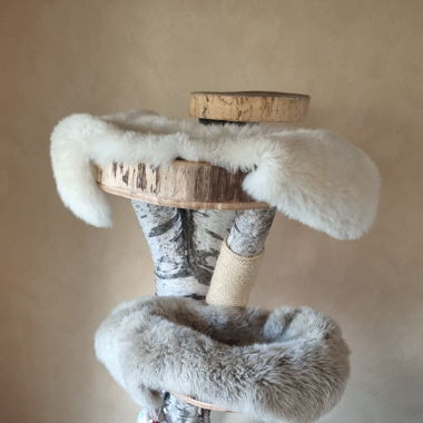 Handgefertigter Birken-Katzenbaum: NEU, 170 cm