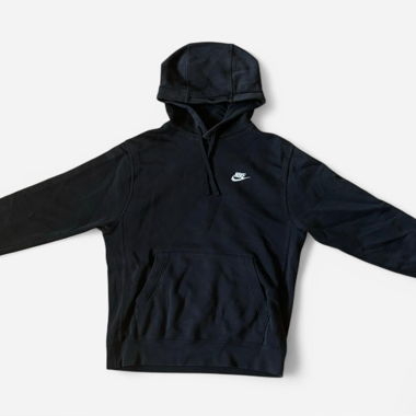 black nike Hoodie mit weissem Logo