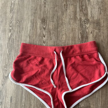 kurze Stoffhosen