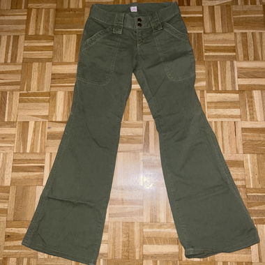 Pantaloni olive