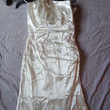 Brautjungfern-/Brautkleid