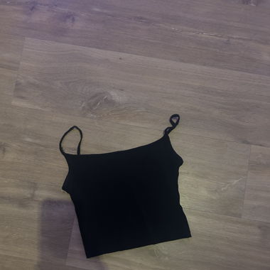 schwarzes basic top