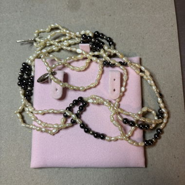 Collier de perles avec perles de pierre naturelle noires