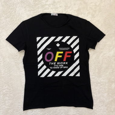 Schwarzes Grafik T-Shirt