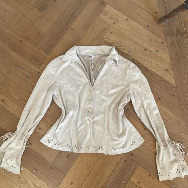 Camicia crema con lacci