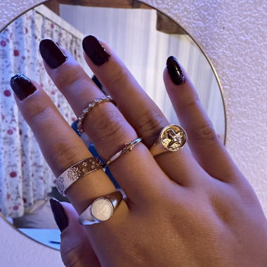 5 Ringe in Gold (nicht echt)
