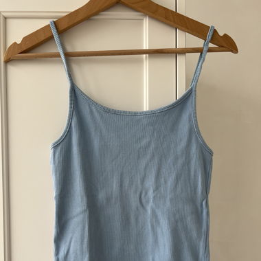 Blaues Basic Top