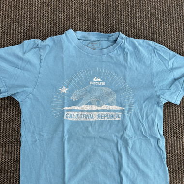Blaues shirt für kinder