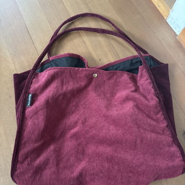 grand sac en velours côtelé