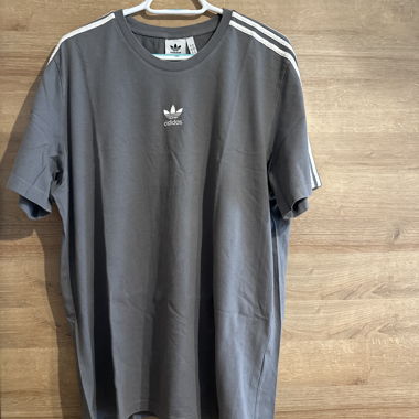 Adidas T-Shirt