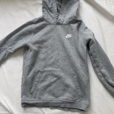 Sweat a capuche Nike gris