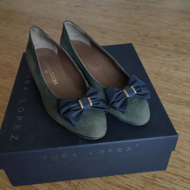Elegante Pumps in Olivgrün, Gr.40 (NP:CHF230)