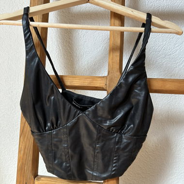 Haut noir 