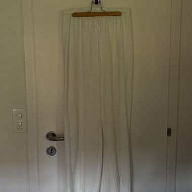 Pantalon plissé blanc de Bershka