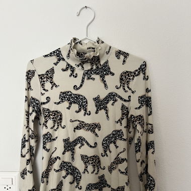 Rollkragen mit Leoprint