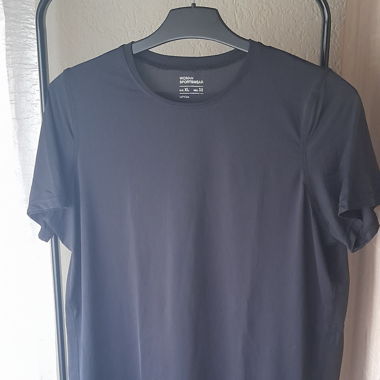T-shirt noir basique
