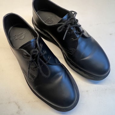 Dr. Martens Schuhe
