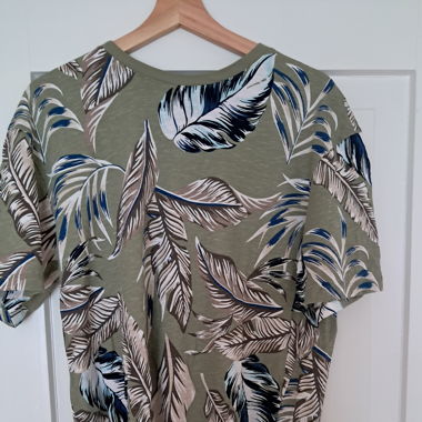 Grünes Hawaii Shirt