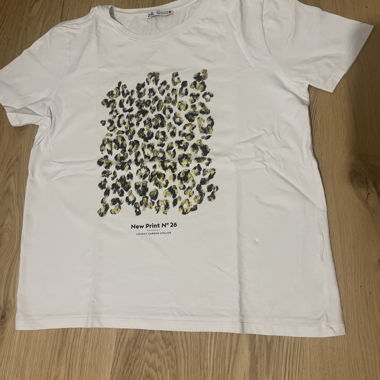 T-shirt Zara bianco - leopardato