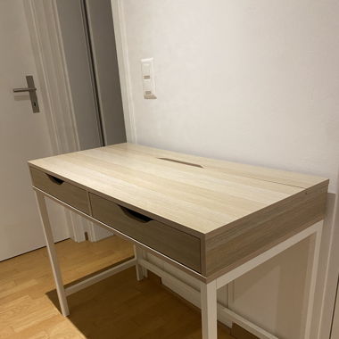 Schreibtisch Alex von Ikea