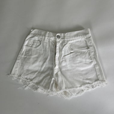 Weiße Jeansshorts