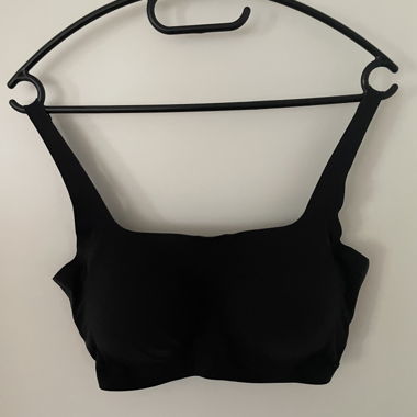 SKIMS BH-Top schwarz