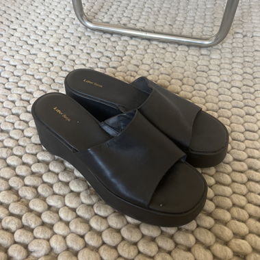 & other stories Black Platform Slides