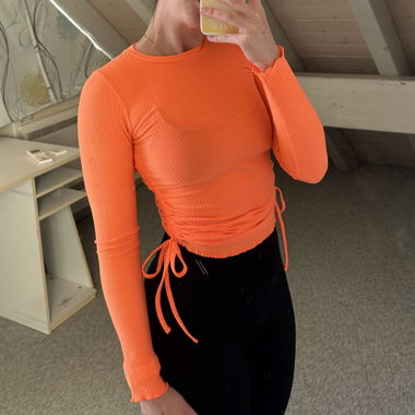Bright orange tie top