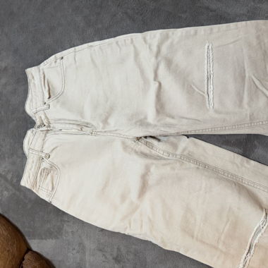 Beige ripped Jeans 