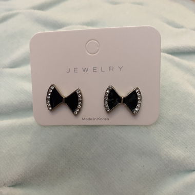 Bow-tie Earrings