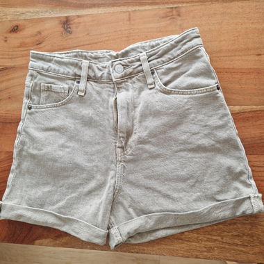 Hot Pants