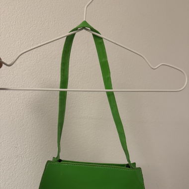 süsse grüne tasche 💚