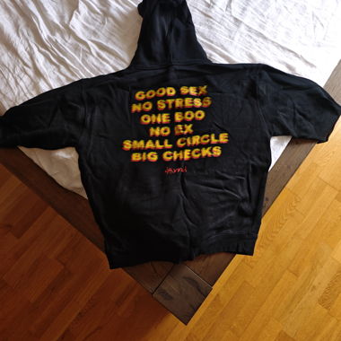 Hoodie 4Hunnid nero con stampa raro