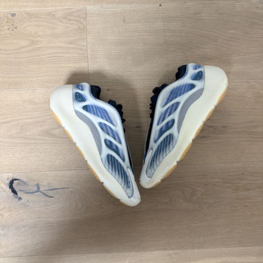 Adidas Yeezy v3 bleu. Taille : 42