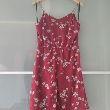 Festliches Kleid mit Blumen